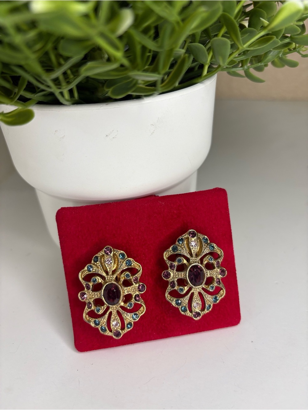 Vintage Gold Filigree Clip On Earrings Purple Blue Rhinestone Statement